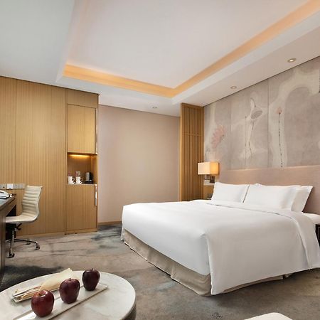 Yun Hotel Wuhan Exterior photo